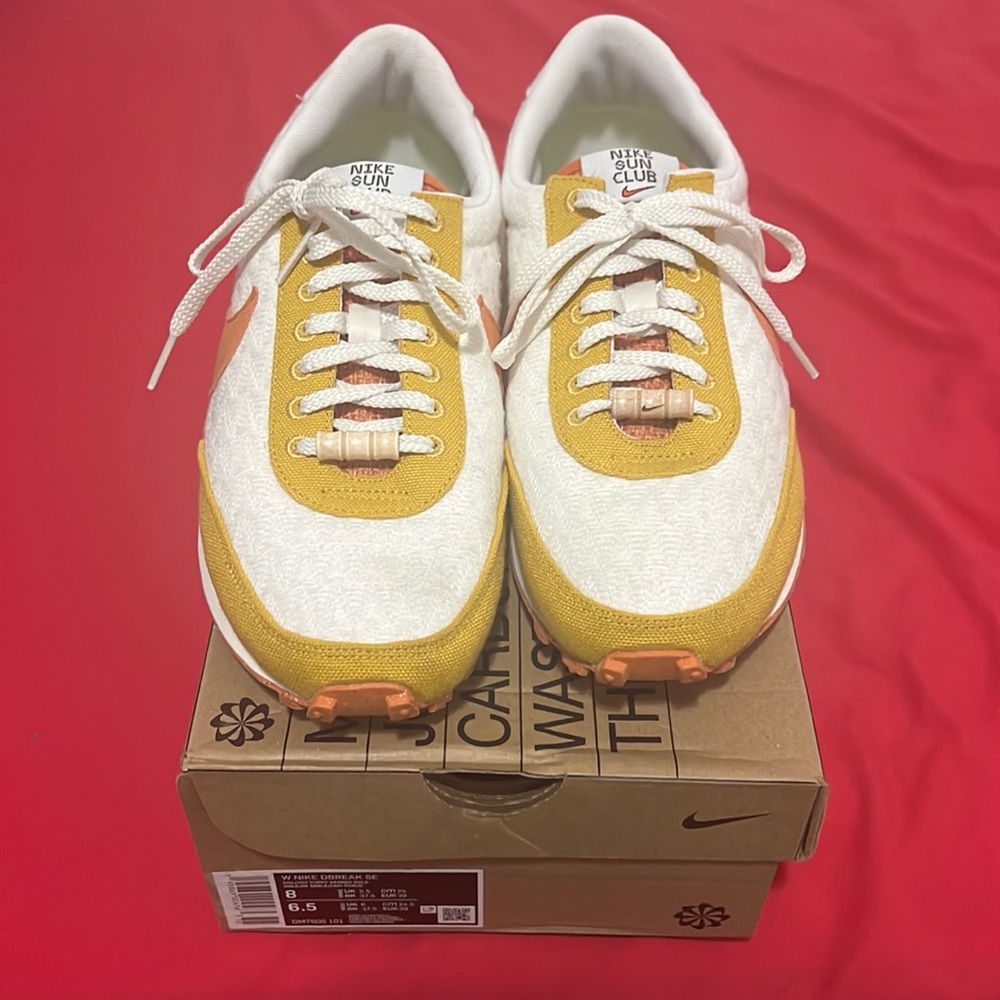 Nike Daybreak SE used once